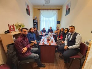 Eşitmə və nitq məhdudiyyətli şəxslərə sosial yardım 