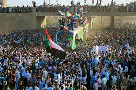 Dindarlar etiraz edir