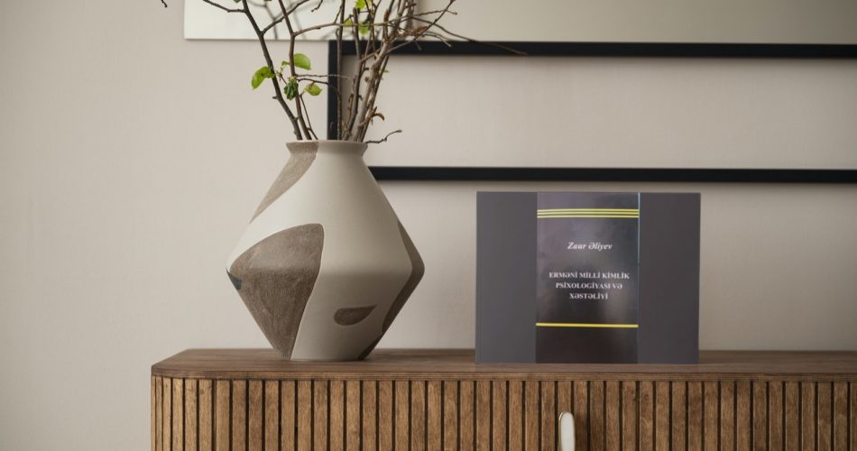 Erməni minli kimlik